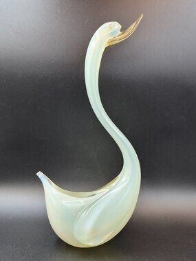Vintage Murano Opaline Swan * condition